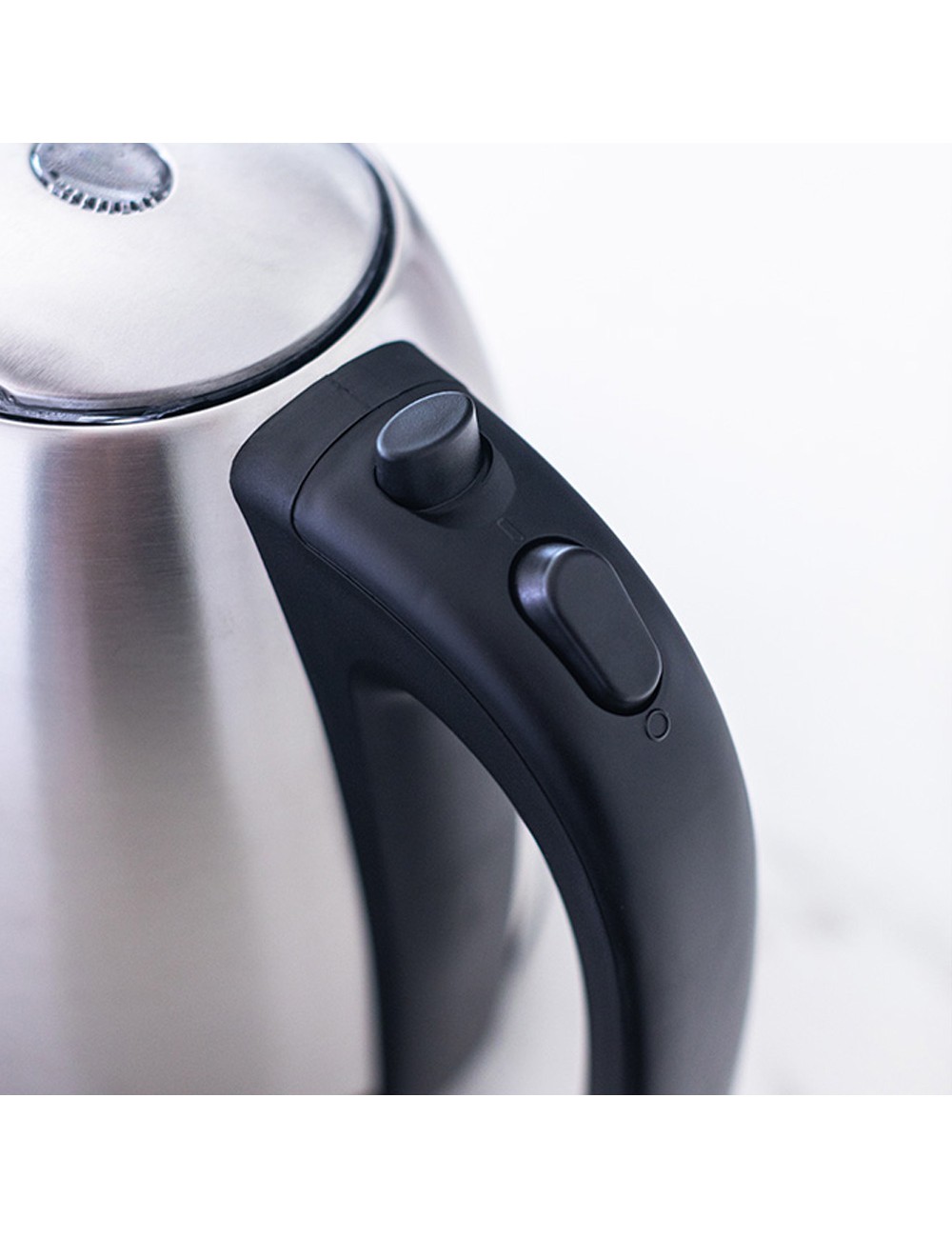 Hervidor de agua electrico "kettle". 2200 w 1,7 l