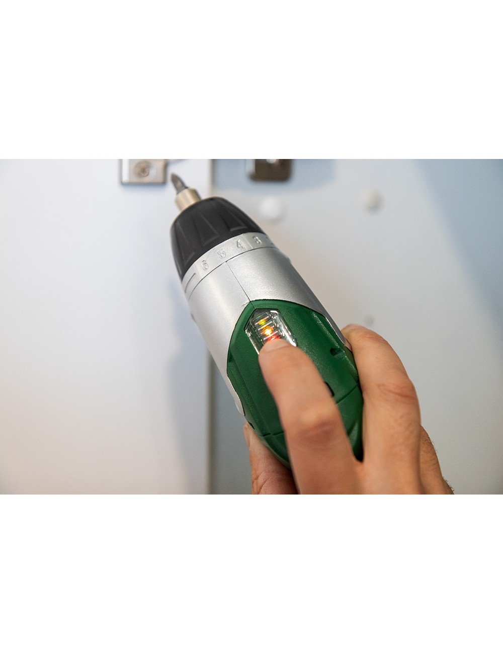 Atornillador a bateria reversible, 3,6v litio-ion 1300 mah, 175 x 148 mm