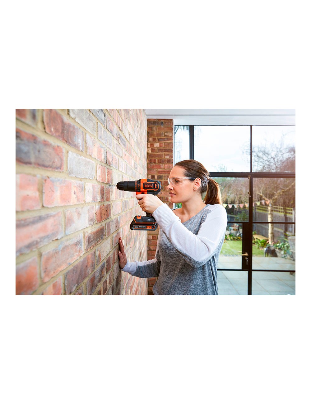 Taladro percutor 18v bdchd18kb-qw black+decker