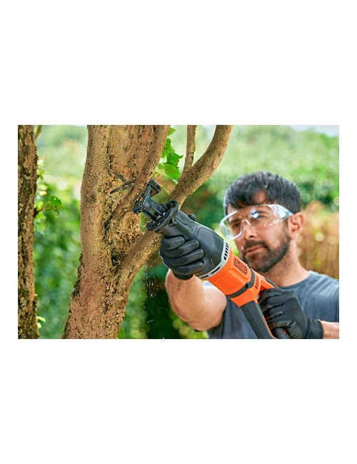 Sierra de sable 750w bes301-qs black+decker