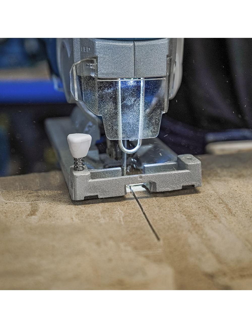 Kit sierra de calar 20 v con 1 bateria 2.0a y cargador 08772. 23 x 21,5 cm