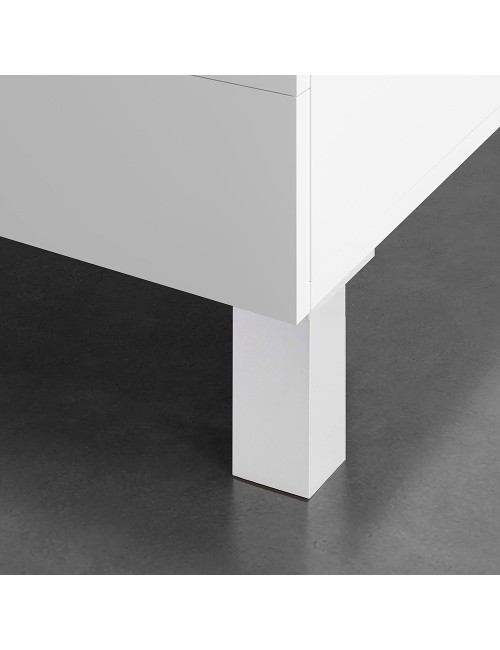 Pata esquinera cuadrada de abs en color aluminio mod.972. dimensiones 4,2x4,2x10cm rei