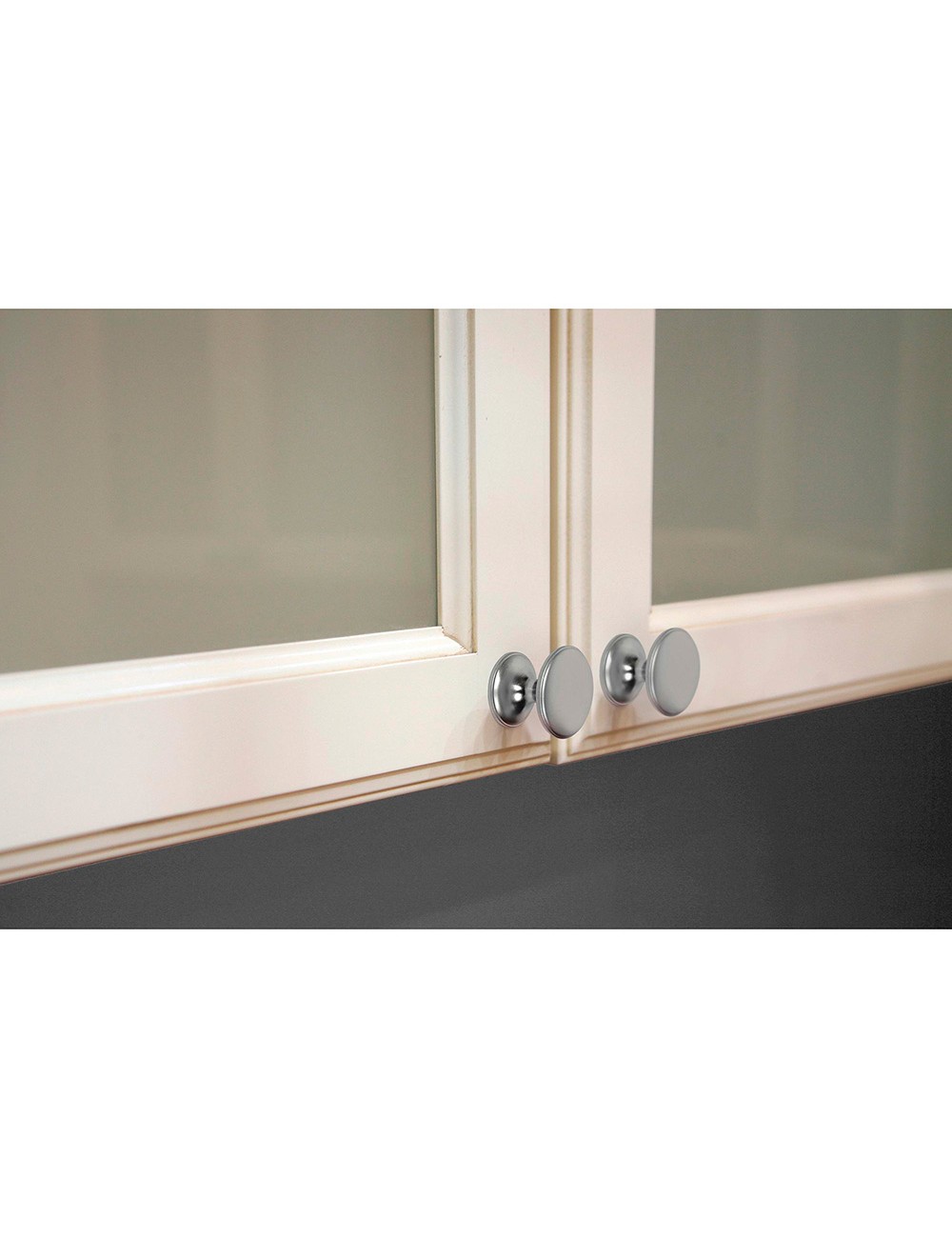 Blister con 4 pomos redondos para mueble fabricado en zamak acabado cromo mate mod.756 ø33mm rei