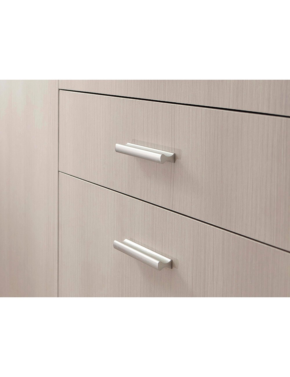 Blister con 4 tiradores de mueble tipo asa fabricado en aluminio acabado anodizado mate mod. 2279 entre puntos 96mm rei