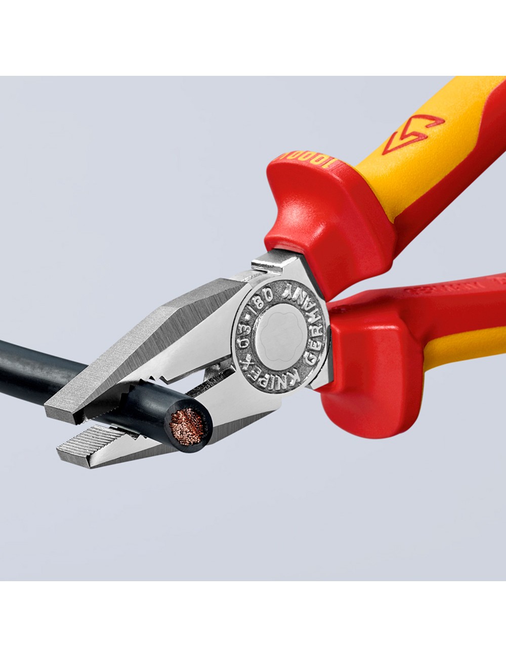 Alicates universales 180 x 65 x 20 mm