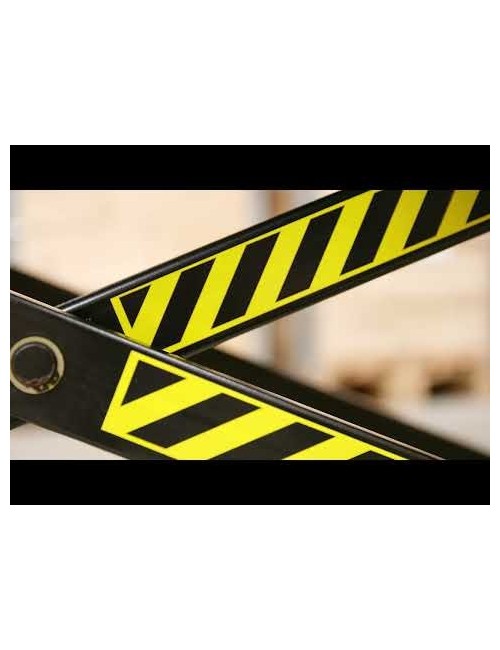 TRANSPALETA Y MESA ELEVADORA EN TIJERA MOTORIZADA PHH 1003 E