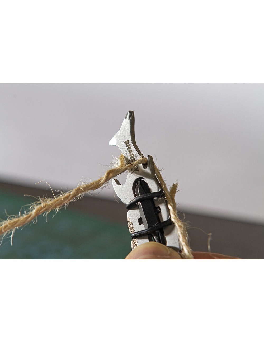 Multiherramienta sharkey 12 en 1