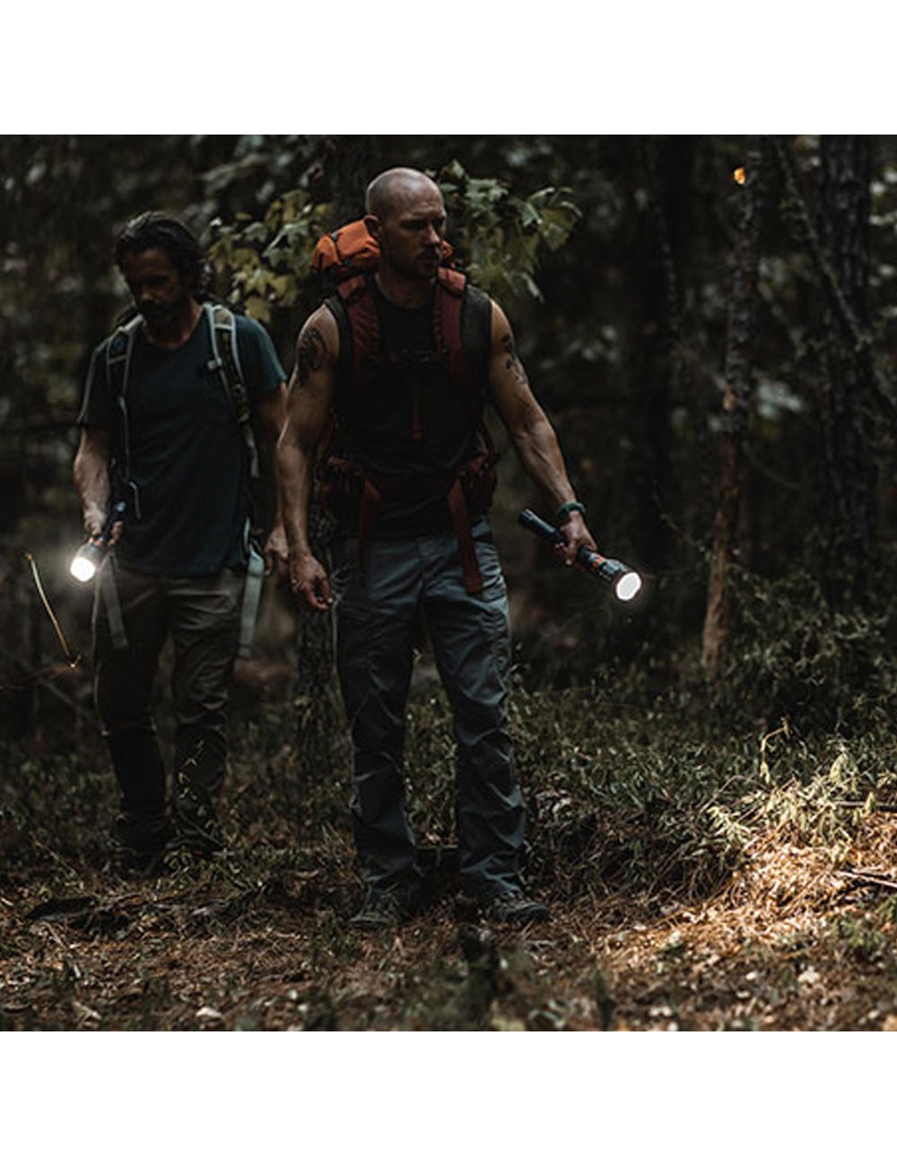 Linterna davinci 18000. recargable. bateria 26650 8 v