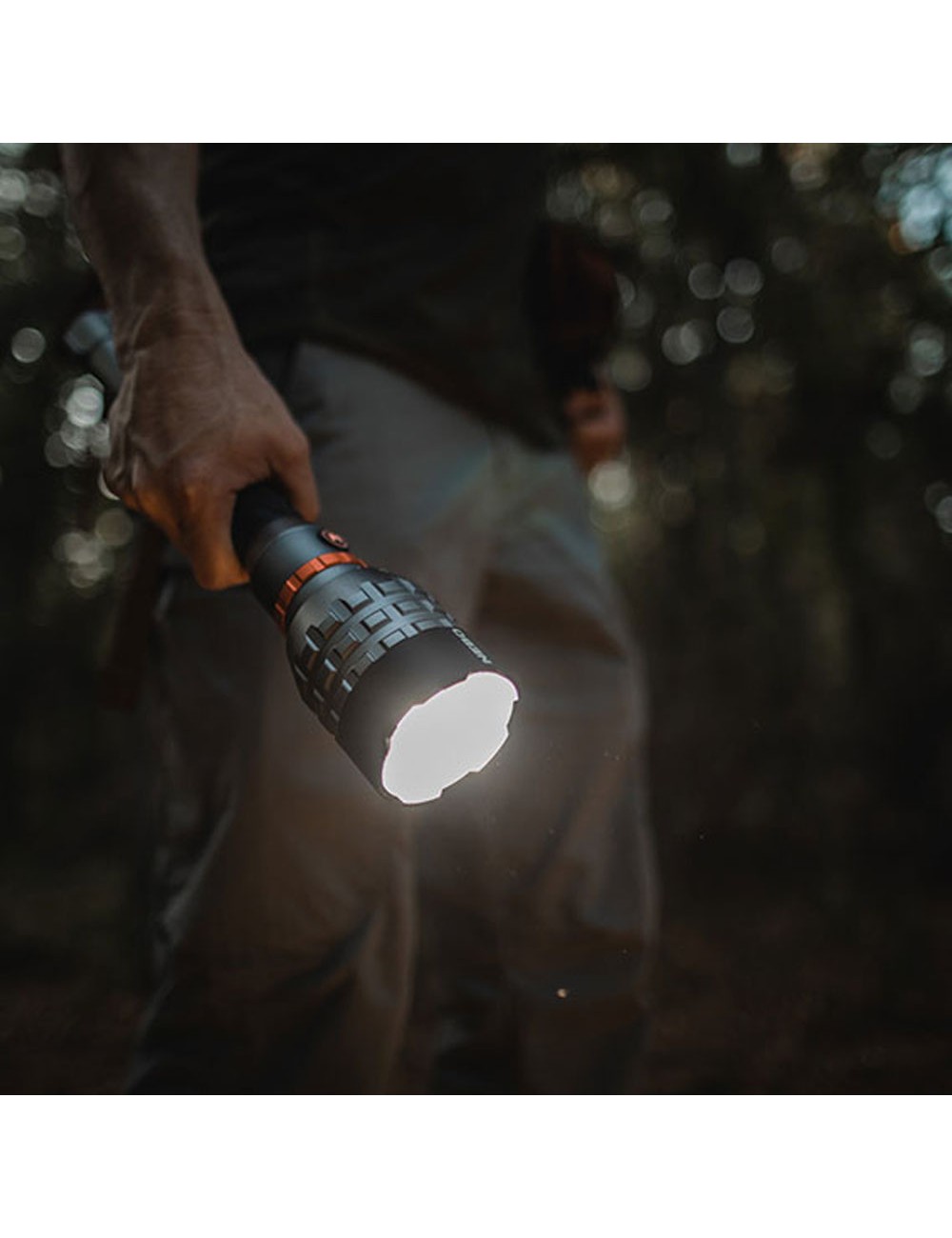 Linterna davinci 18000. recargable. bateria 26650 8 v