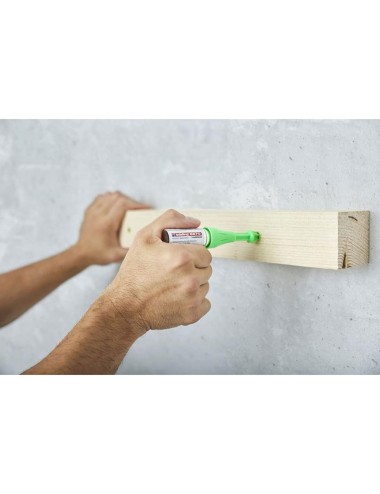 Marcador en spray pintura fluorescente a la tiza verde para agujeros perforados