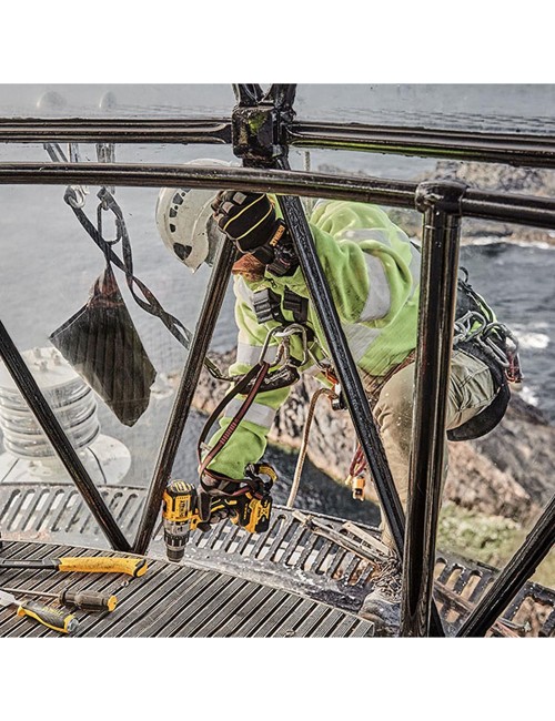 Taladro percutor sin escobillas xr 18v xrp 13mm 95nm con 2 baterías li-ion 5ah y maletín tstak dcd996p2-qw dewalt