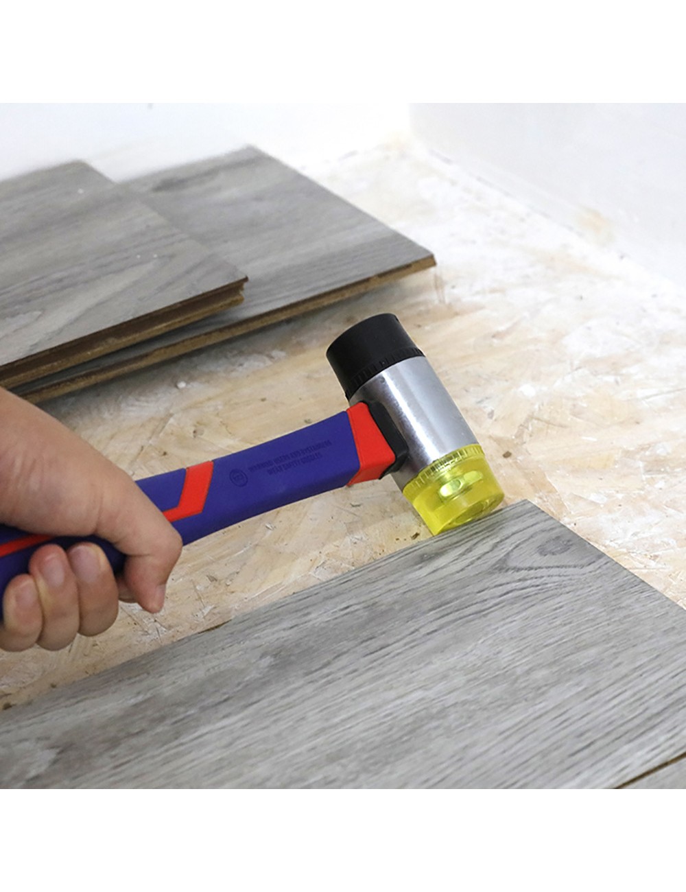 Martillo de nylon con mango de fibra de vidrio