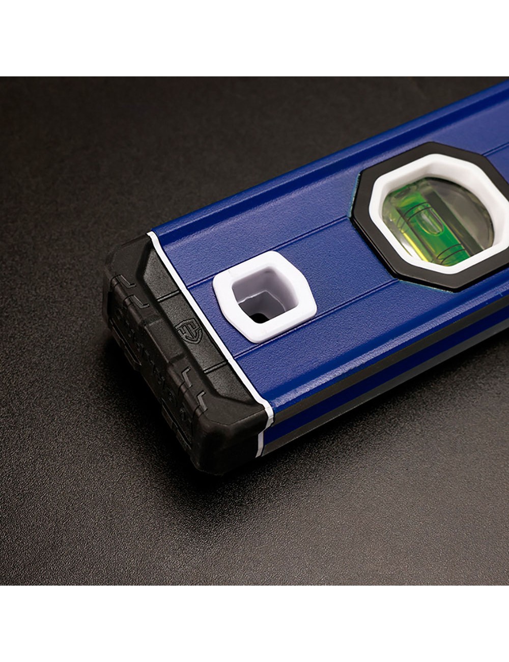 Nivel de burbuja con base magnética 60 cm pro