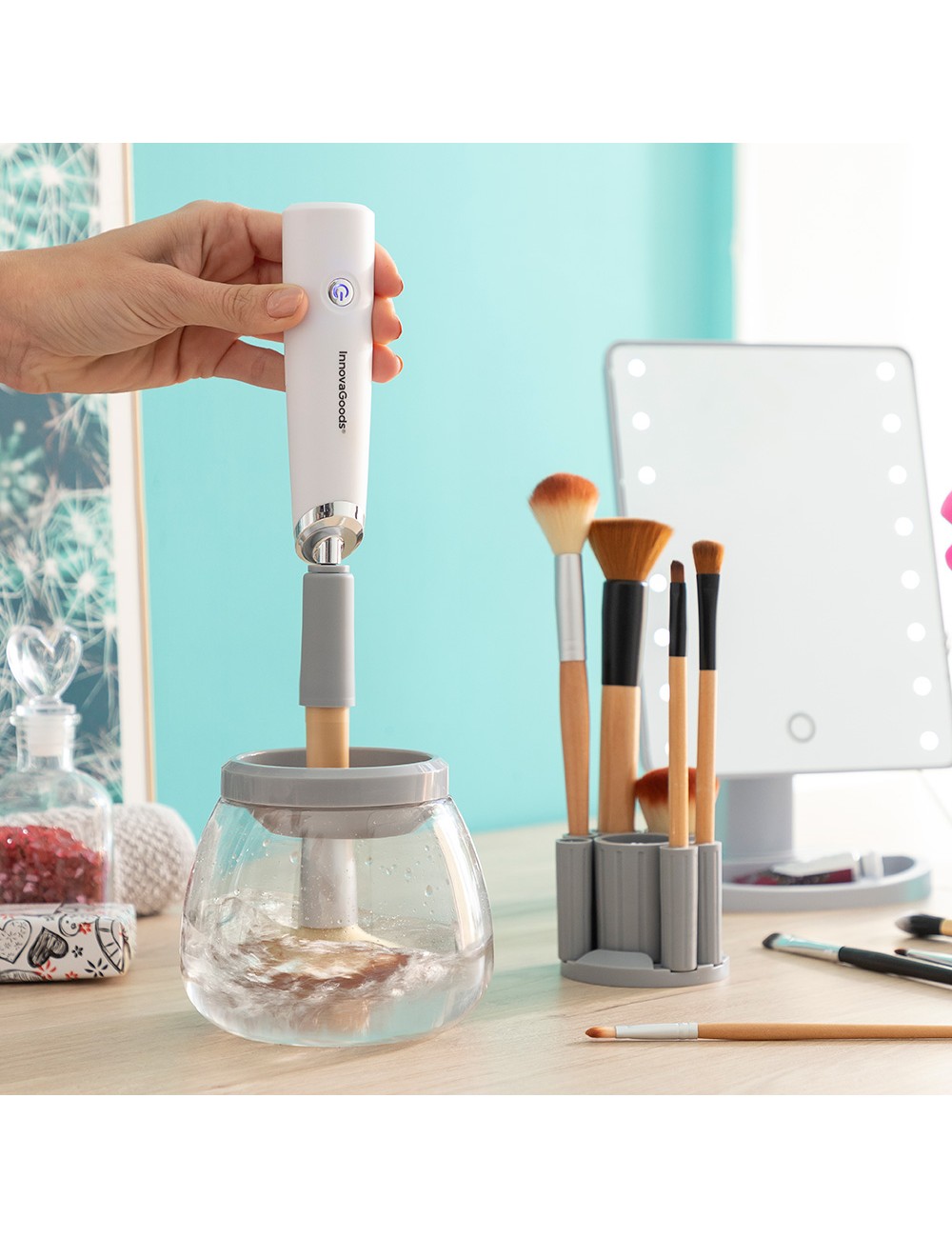 Limpiador y secador automático de brochas de maquillaje