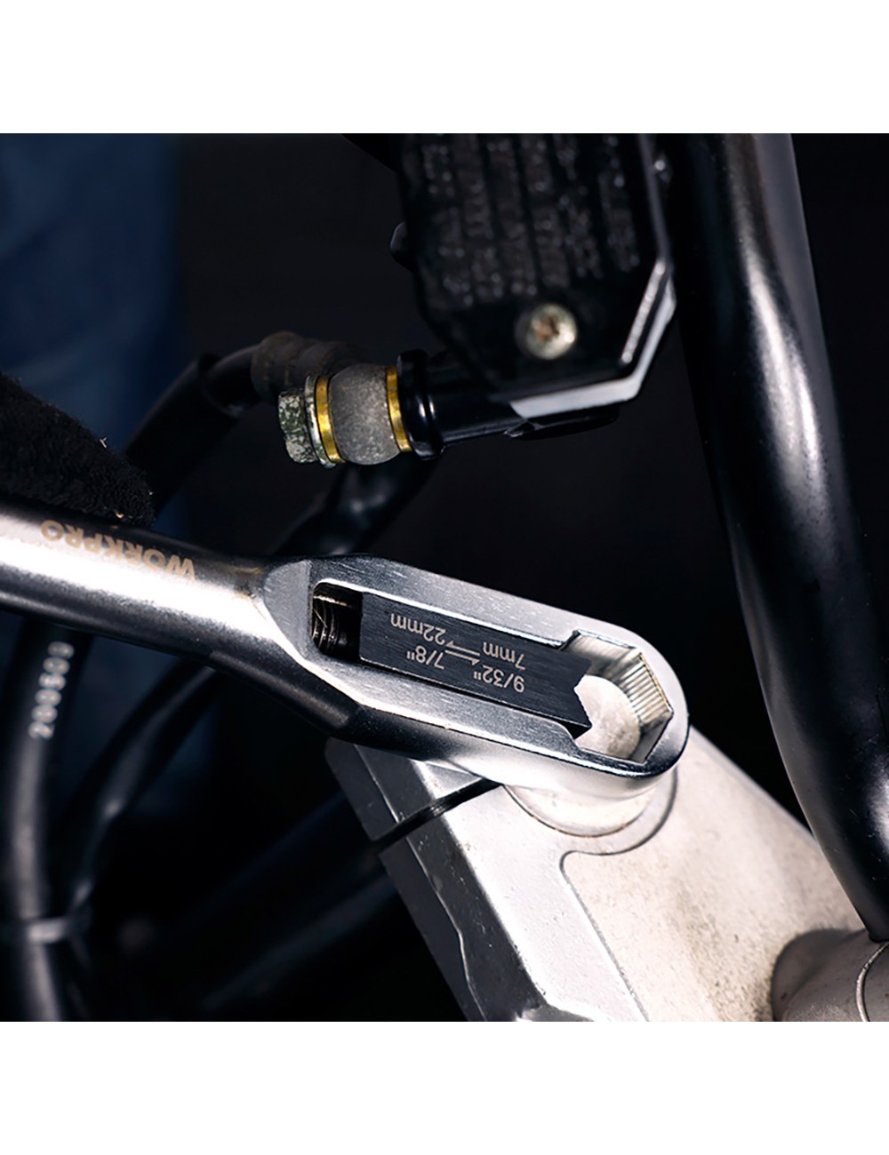 Llave ajustable universal, métrica y sae 7 - 22 mm