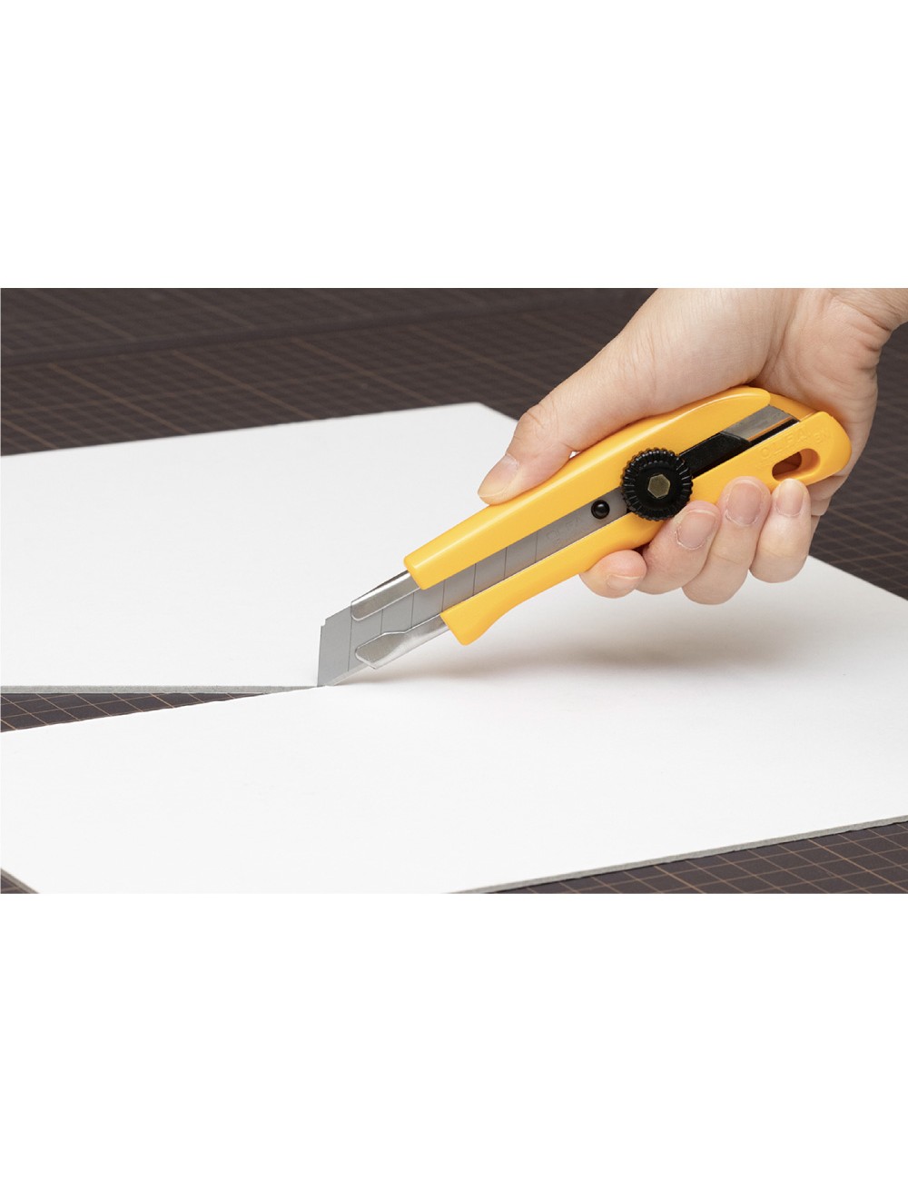 Cúter bnl-bt/40 con cuchilla 18 mm