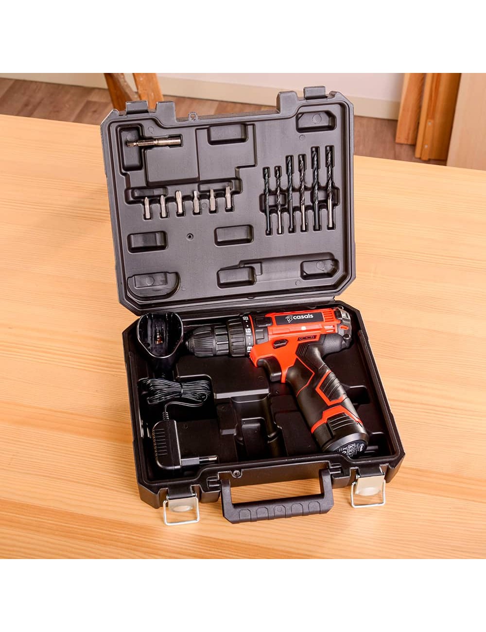 Taladro atornillador 12 v csc1205bc con maletin y accesorios